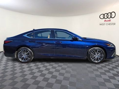 Used 2025 Lexus ES 350 w/ Premium Package image 7