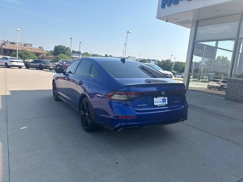 Used 2024 Honda Accord Sport image 7