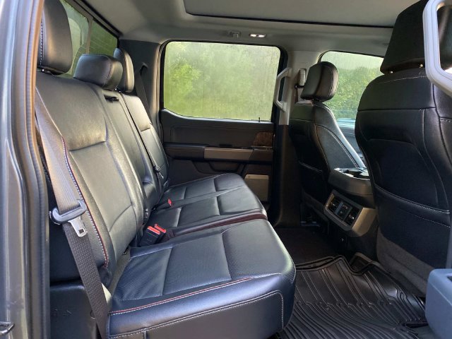 Used 2023 Ford F350 Lariat w/ Tow Technology Package AWD/4WD image 34