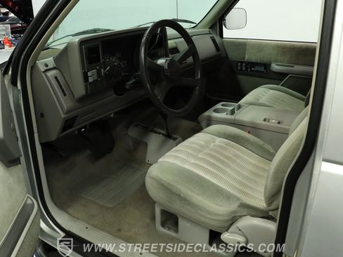 Used 1992 Chevrolet Silverado 1500 4x4 Extended Cab image 4