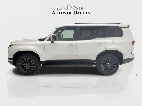 Used 2024 Lexus GX 550 image 7