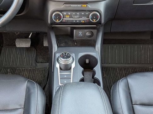 Used 2022 Ford Escape SEL w/ Technology Package image 21