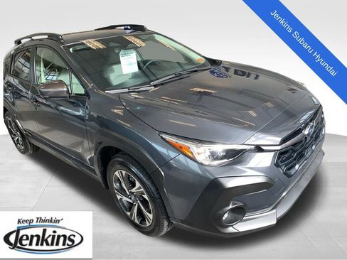 Used 2024 Subaru Crosstrek 2.0i Premium image 1