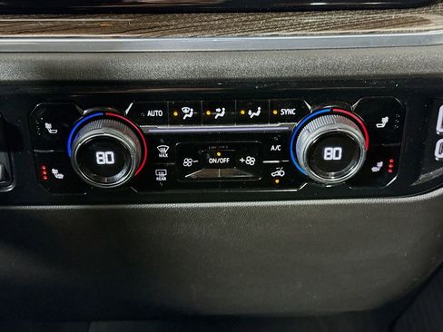 Used 2025 Chevrolet Silverado 1500 LT image 16