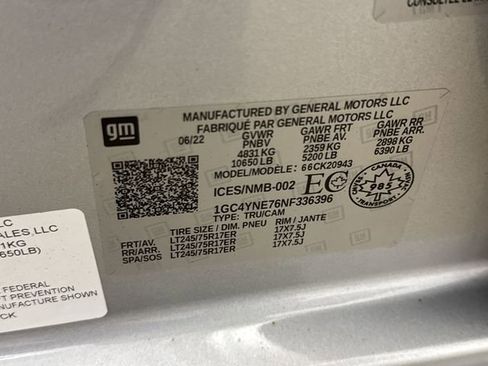 Used 2022 Chevrolet Silverado 2500 LT w/ Convenience Package image 26