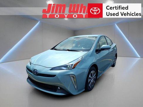 Certified 2022 Toyota Prius LE AWD/4WD image 1