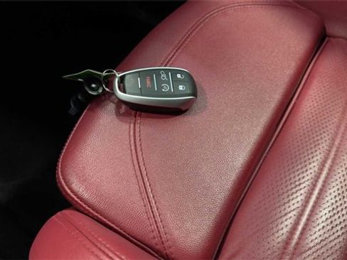 Used 2019 Alfa Romeo Stelvio Ti Sport w/ Quick Order Package 22S Sport image 33