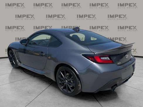 Used 2024 Toyota GR86 Premium RWD image 3