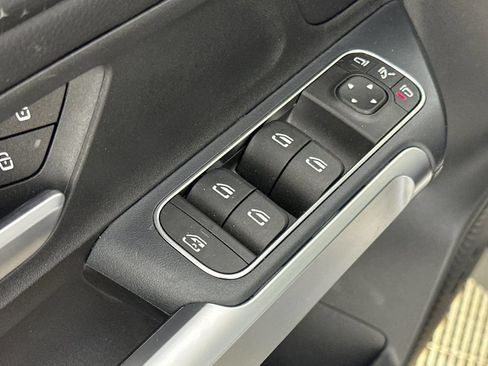 Certified 2026 Mercedes-Benz GLB 250 4MATIC image 14