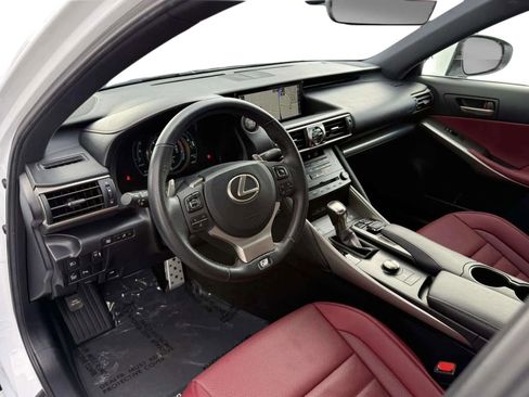 Used 2018 Lexus IS 300 F Sport image 10