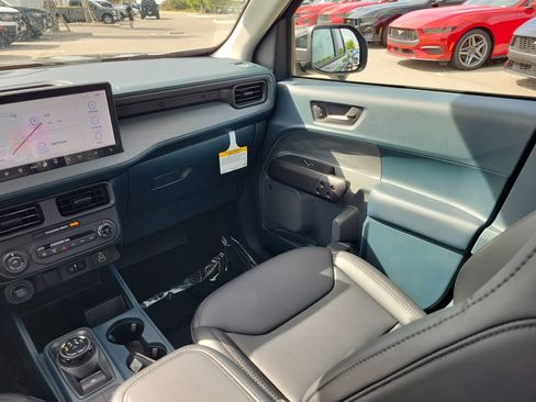 New 2026 Ford Maverick Lariat w/ Black Appearance Package image 12