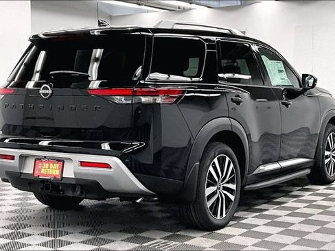 New 2025 Nissan Pathfinder Platinum w/ Lighting Package (N93) AWD/4WD image 16