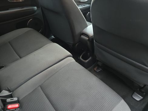 Used 2022 Honda HR-V EX image 11