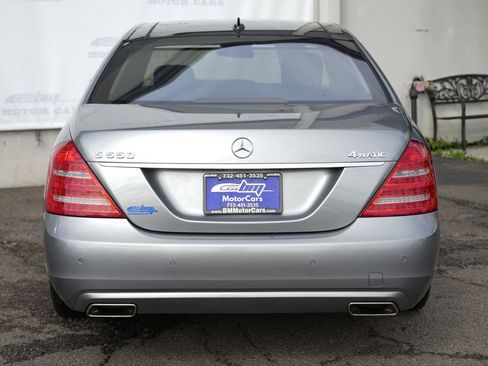 Used 2011 Mercedes-Benz S 550 4MATIC image 8