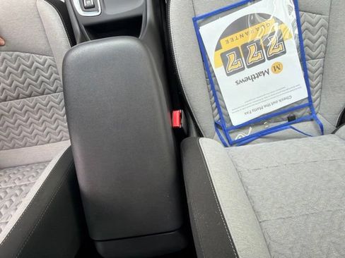Used 2024 Chevrolet Equinox LS w/ LS Convenience Package AWD/4WD image 10