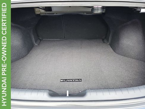 Certified 2023 Hyundai Elantra Limited FWD image 12