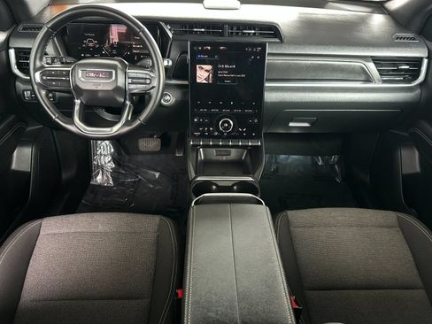 Used 2025 GMC Terrain Elevation AWD/4WD image 9