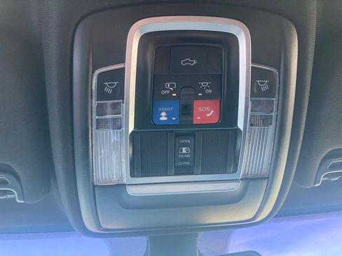 Used 2022 RAM 2500 Laramie image 32