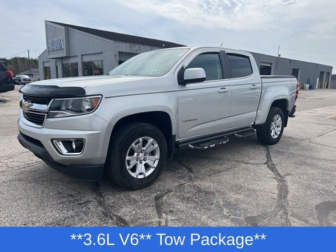 Used 2018 Chevrolet Colorado LT w/ LT Convenience Package AWD/4WD image 2