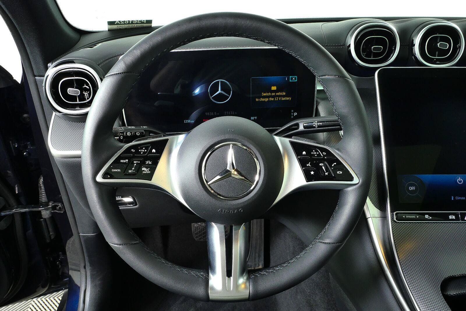 Used 2024 Mercedes-Benz GLC 300 4MATIC image 10