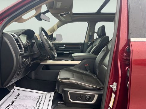 Used 2019 RAM 1500 Laramie image 18