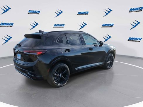 Used 2021 Buick Envision Essence w/ Sport Touring Package image 8