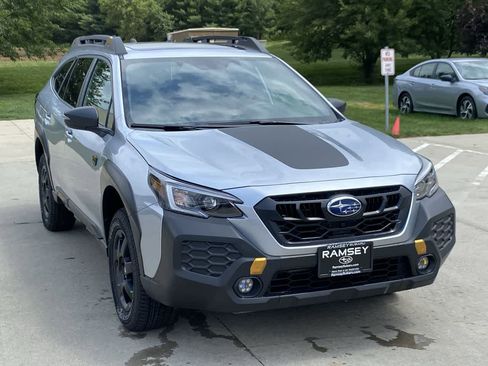 Used 2025 Subaru Outback Wilderness w/ Wilderness Package AWD/4WD image 9