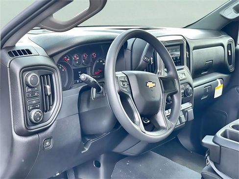 New 2026 Chevrolet Silverado 1500 Custom image 2