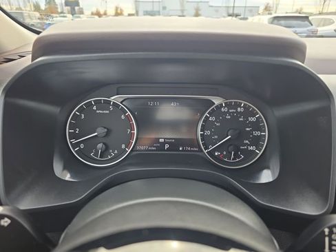 Used 2023 Nissan Rogue SL image 20