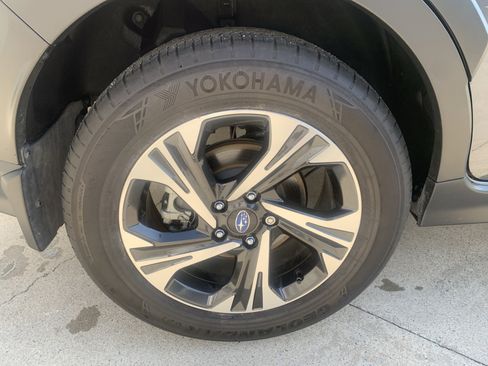 Used 2024 Subaru Crosstrek 2.0i Premium image 33