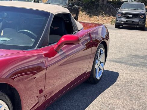 Used 2007 Chevrolet Corvette Convertible w/ Preferred Equipment Group RWD image 9