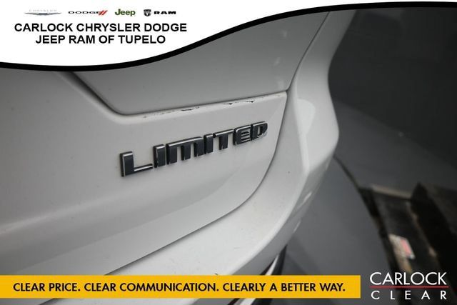 Used 2023 Jeep Grand Cherokee Limited AWD/4WD image 41