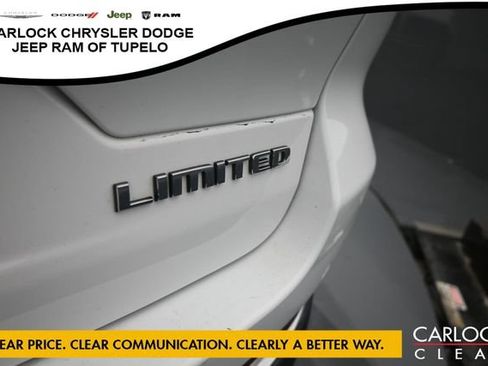 Used 2023 Jeep Grand Cherokee Limited AWD/4WD image 41