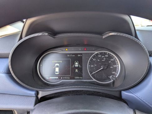 Certified 2025 Nissan Versa SV w/ Trunk Package image 28