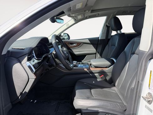 Used 2023 Audi Q8 Premium Plus image 10