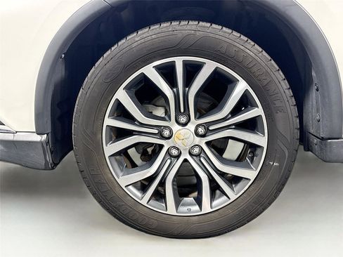 Used 2018 Mitsubishi Outlander SE FWD image 24
