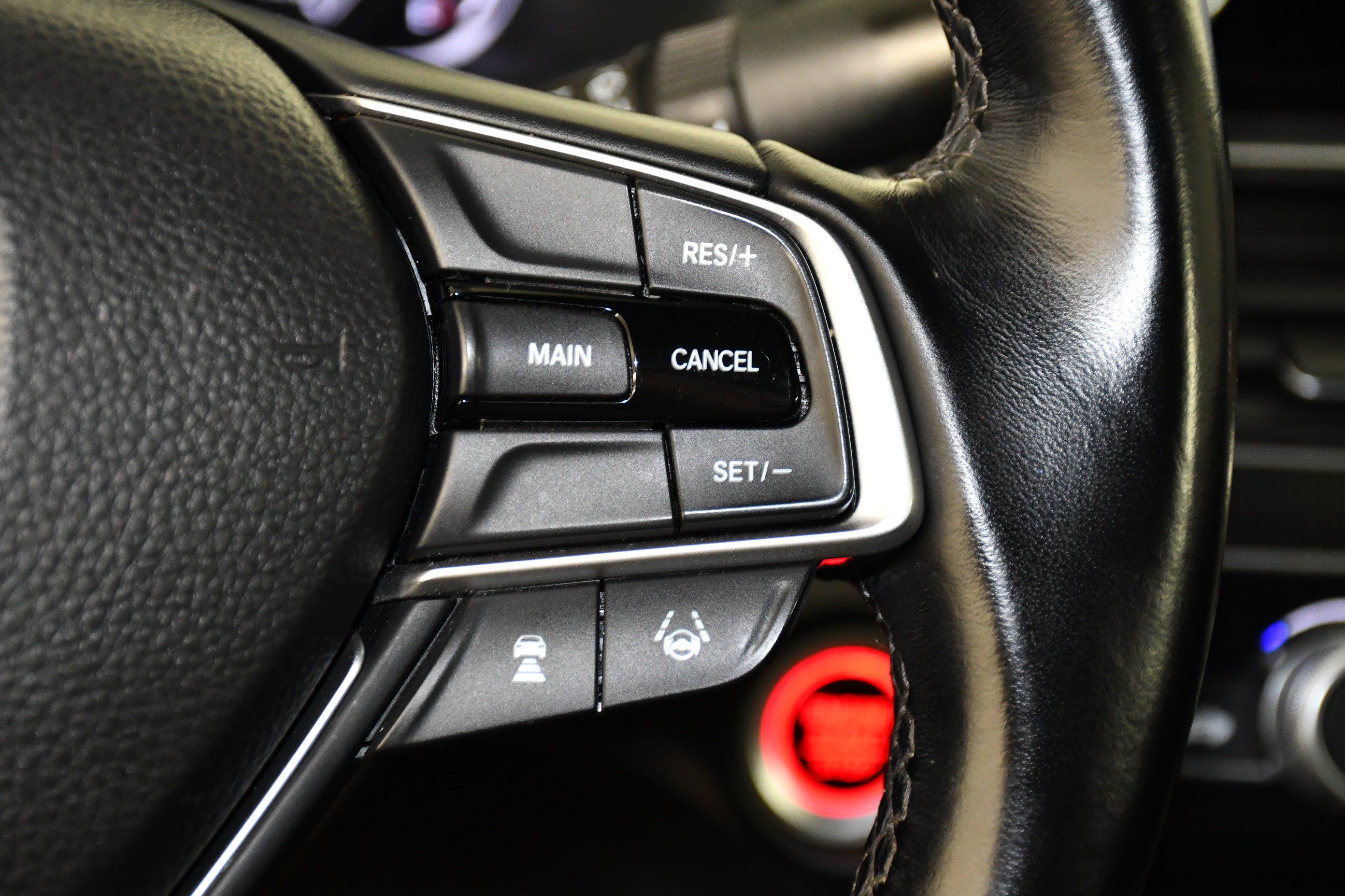 Used 2018 Honda Accord Sport image 21