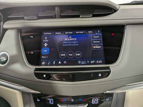 Certified 2023 Cadillac XT5 Premium Luxury w/ LPO, Floor Liner Package image 25