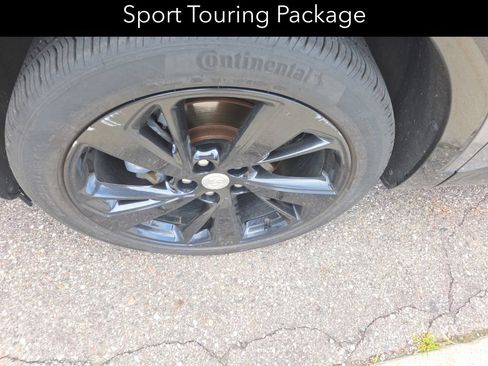 Used 2021 Buick Envision Essence w/ Sport Touring Package AWD/4WD image 8