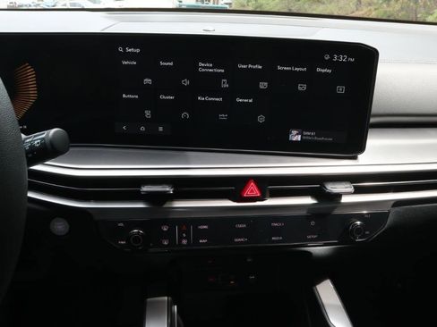 New 2025 Kia Sorento LX image 8