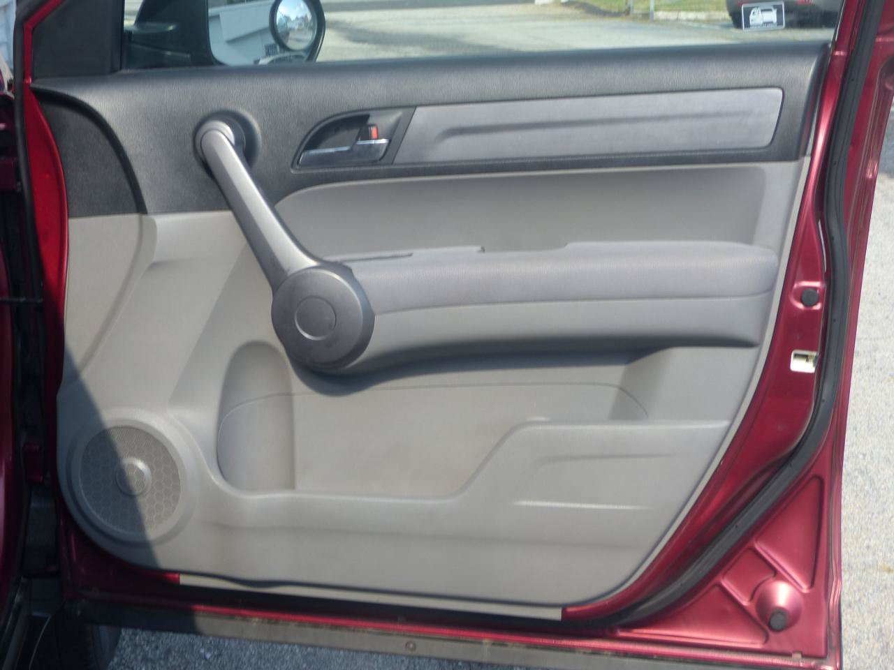 Used 2009 Honda CR-V LX image 12