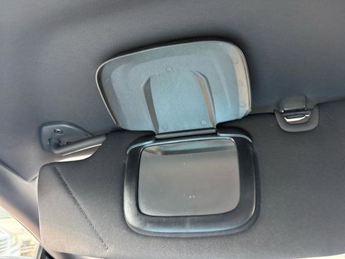 Used 2010 Ford Mustang Coupe RWD image 33