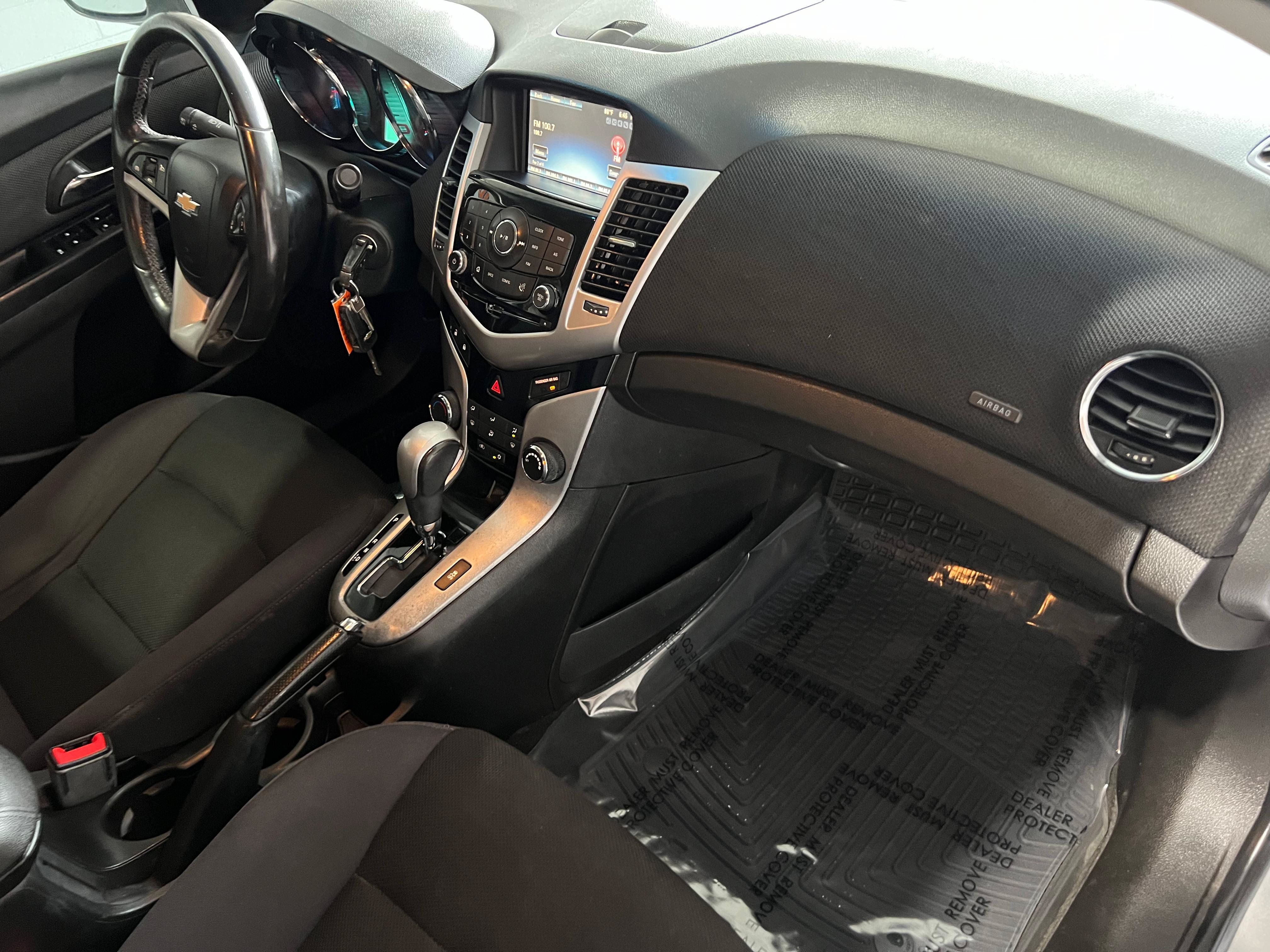 Used 2013 Chevrolet Cruze LT w/ RS Package FWD image 16