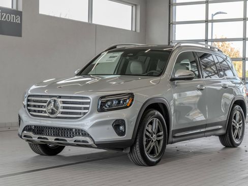 New 2026 Mercedes-Benz GLB 250 4MATIC image 25