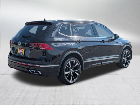 Used 2023 Volkswagen Tiguan SEL R-Line AWD/4WD image 7