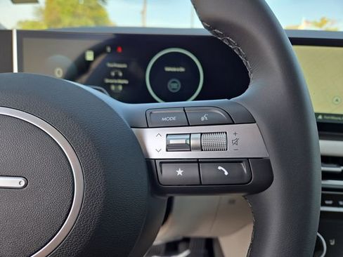 New 2025 Hyundai Tucson SEL image 19