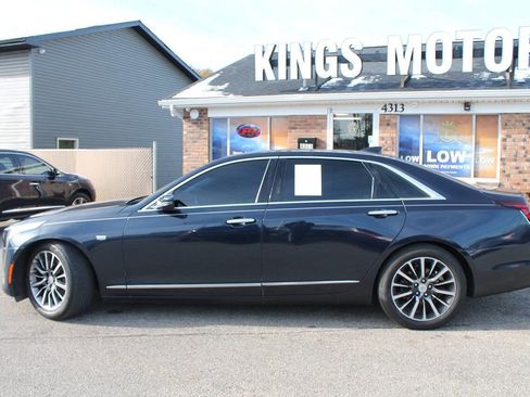 Used 2016 Cadillac CT6 Luxury image 2
