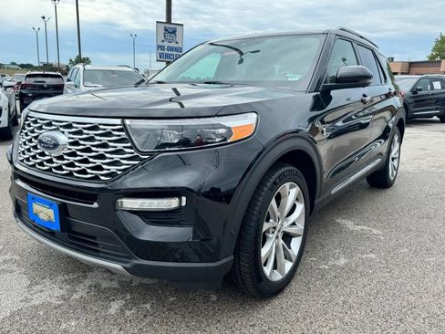Used 2021 Ford Explorer Platinum w/ Equipment Group 601A AWD/4WD image 8