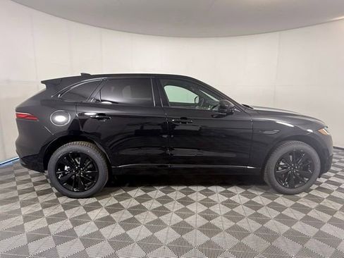 New 2025 Jaguar F-PACE R-Dynamic S image 7