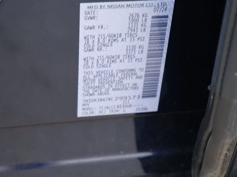 Used 2024 Nissan Pathfinder SV FWD image 31